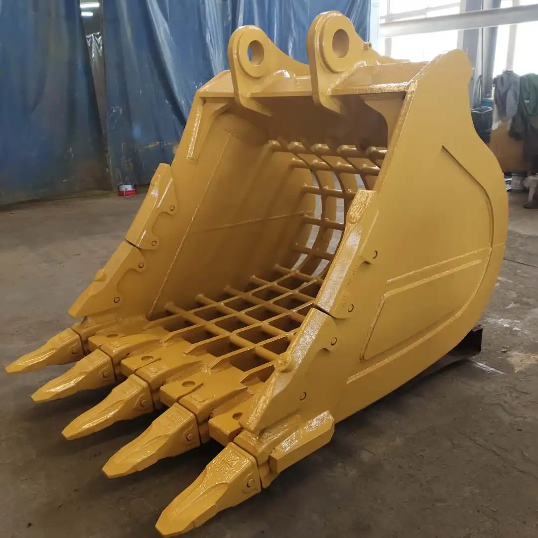 Best Excavator Screening Buckets for Soil, Rocks, and Debris